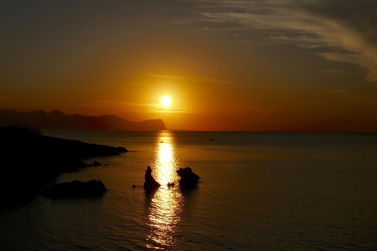 B&B Cinisi Mare E Monti エクステリア 写真